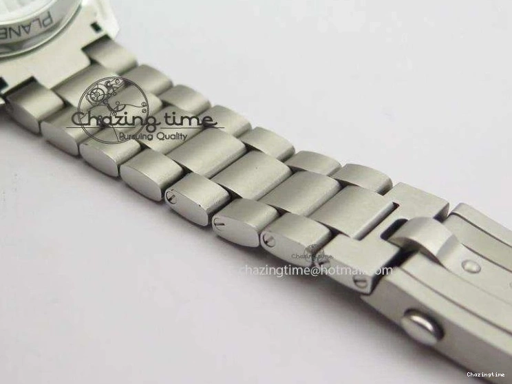 0715 UrbanChic Master Chronometer 45mm SS JHF Black Dial On SS Bracelet A 8248
